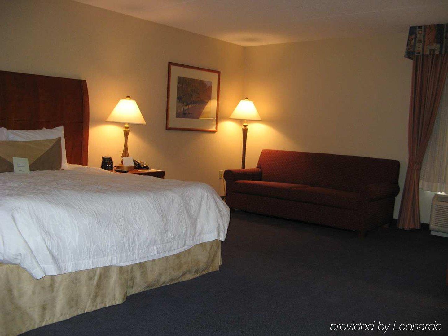 Hilton Garden Inn Akron-Canton Airport Норт-Кантон Номер фото